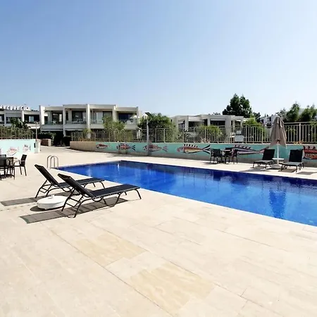 Apartamento Sea Front With Sandy Private Jetty Bodrum